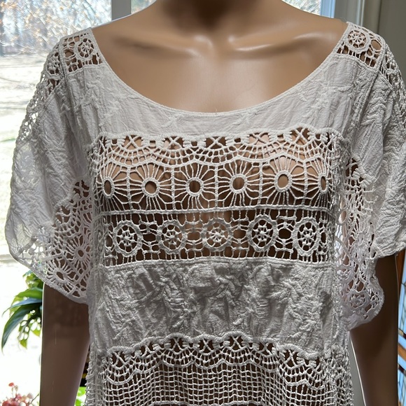 mark. Tops - Beautiful Mark 100% Cotton Embroidered White Women’s Top Like New 1X Plus
